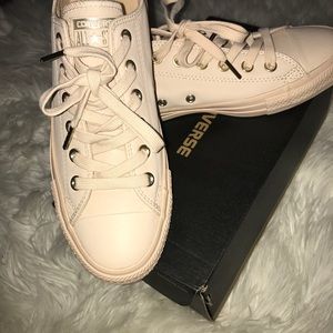 Women’s Leather Converse